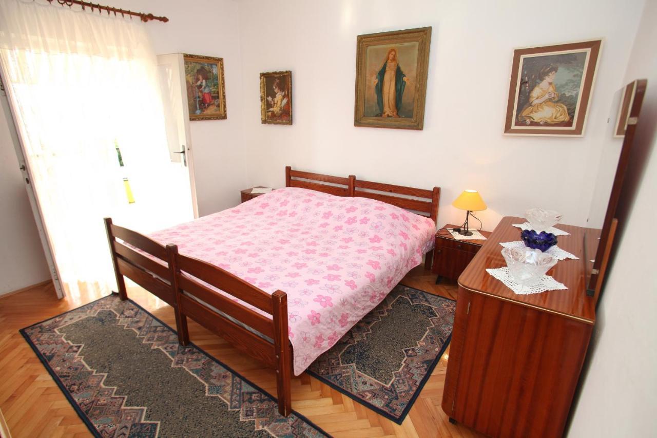 Apartments By The Sea Trogir - 15011 Εξωτερικό φωτογραφία