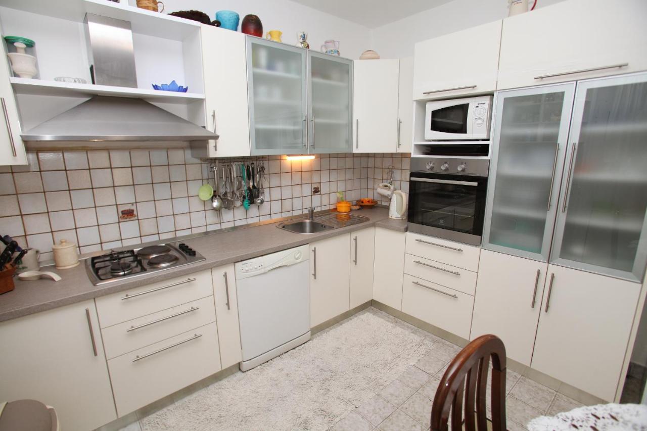Apartments By The Sea Trogir - 15011 Εξωτερικό φωτογραφία